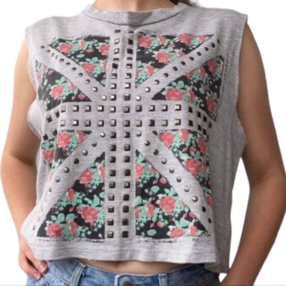 Forever 21 Crop Studded Top